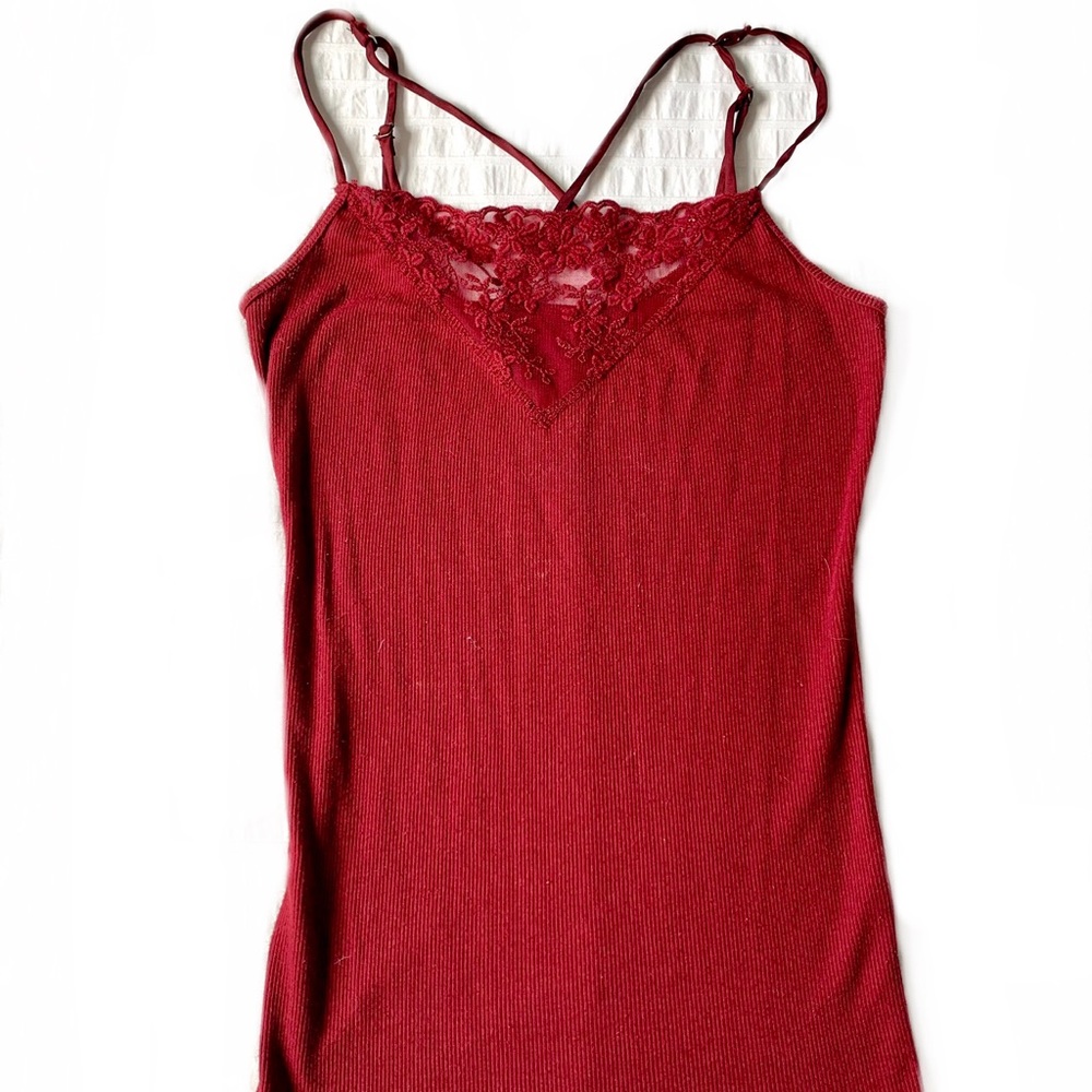 Red Hollister tank top.
